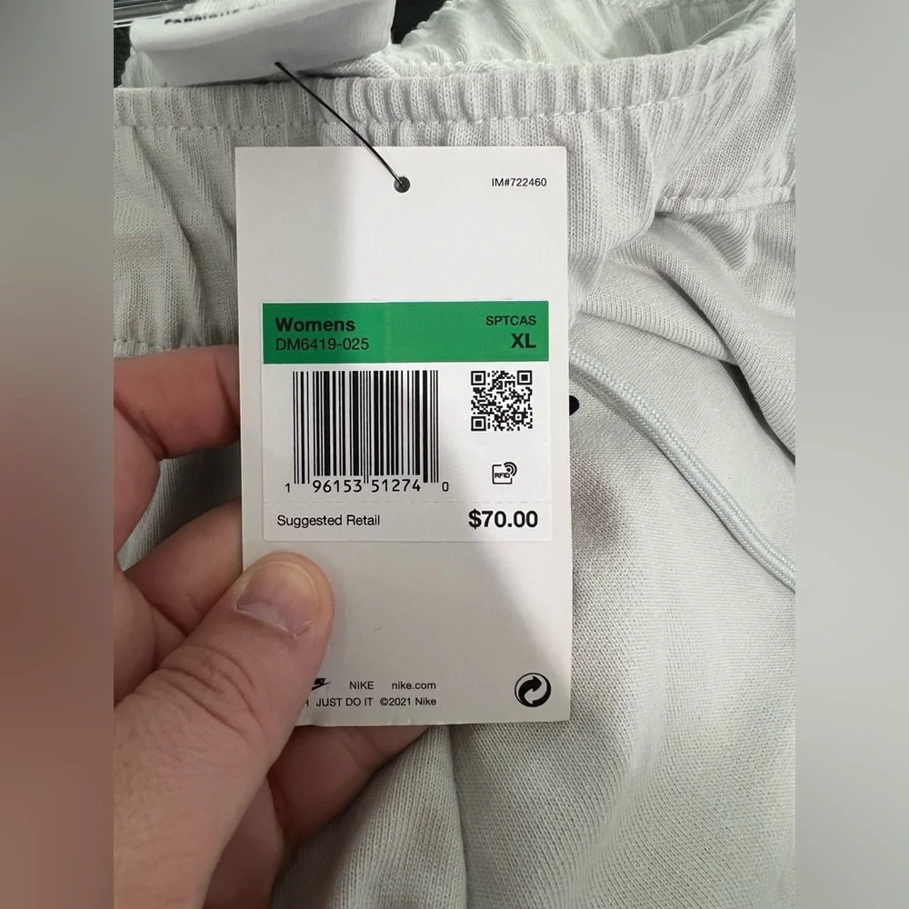 Nike joggers NWT - Picture 6 of 6